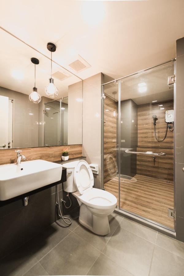 W2 Residence Банкок Екстериор снимка